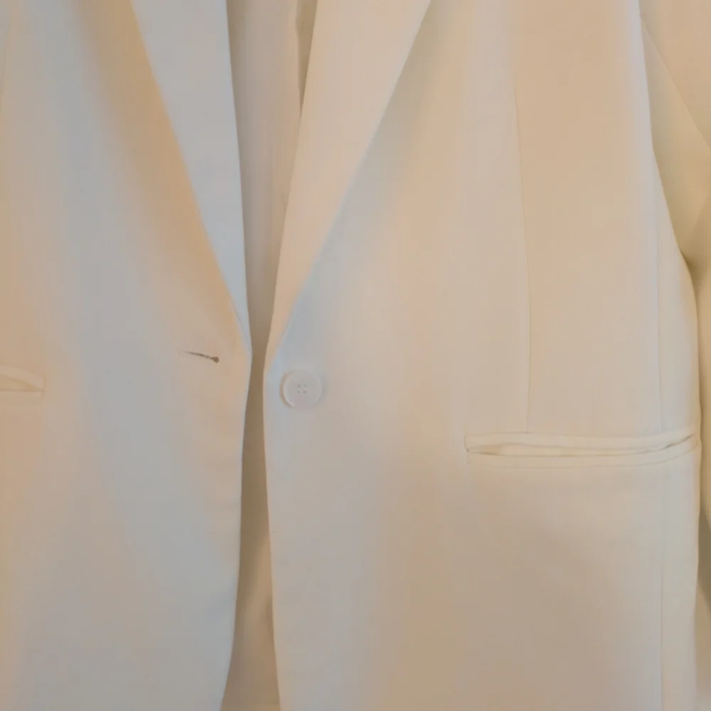 Dynamite Ivory Jacket - Picture 2 of 3